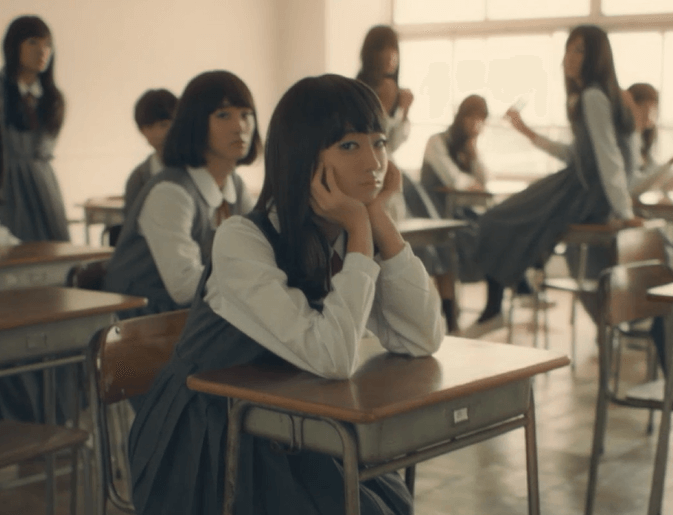 I segreti delle ragazze? Sono nelle sapienti mani di truccatori e parrucchieri
