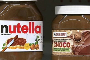 Dalla nutella allo shampoo, che siano ‘senza’ (olio di palma? Conservanti?) è meglio?E’ una vera battaglia commerciale. Dopo la sentenza di Bruxelles vediamo cosa succederà con le etichette dei cosmetici piene zeppe di ‘senza’