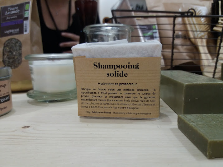 Shampoo solidi in panetto , Francia , area indie beauty Cosmoprof