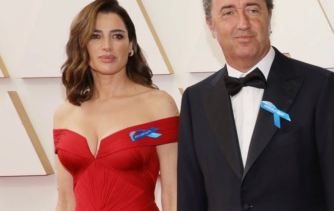 Luisa Ranieri, una moderna Sofia Loren agli Oscar 2022. Il segreto dei suoi capelli sensuali e come ottenerlo